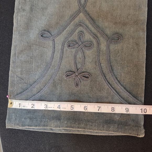 Oscar de la Renta Gray Straight Leg Pants with Embroidery - Picture 5 of 12